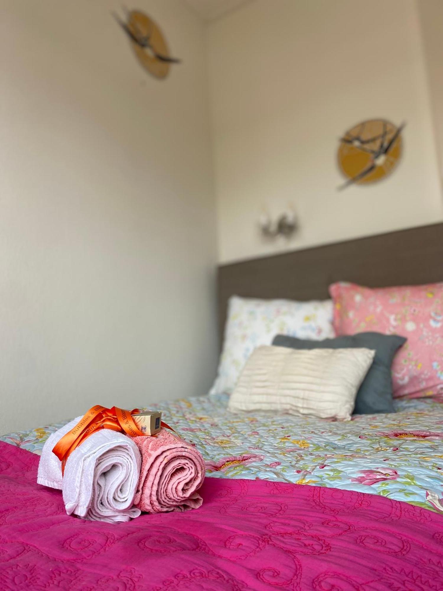 Bubbles & Bed Bed & Breakfast Bilthoven Exterior photo
